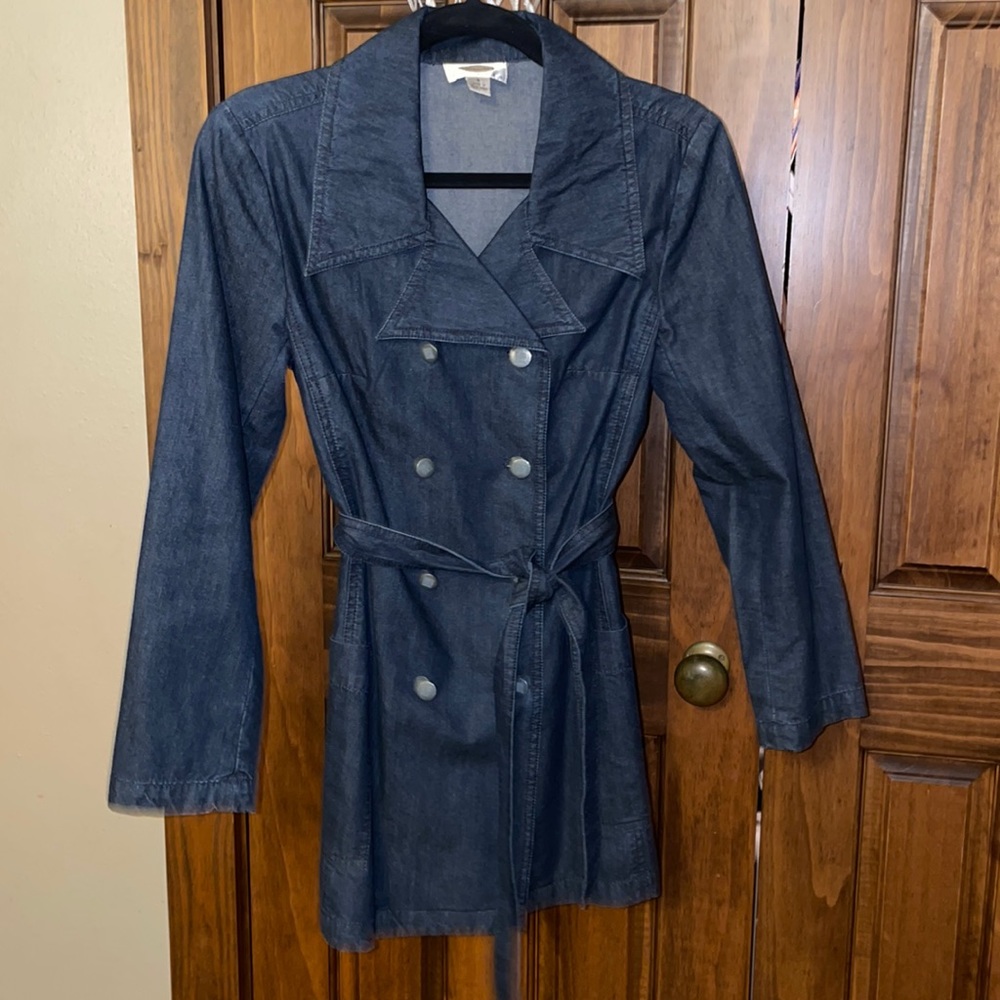 Talbots Lightweight denim pea style jacket Sz 4 like new.
